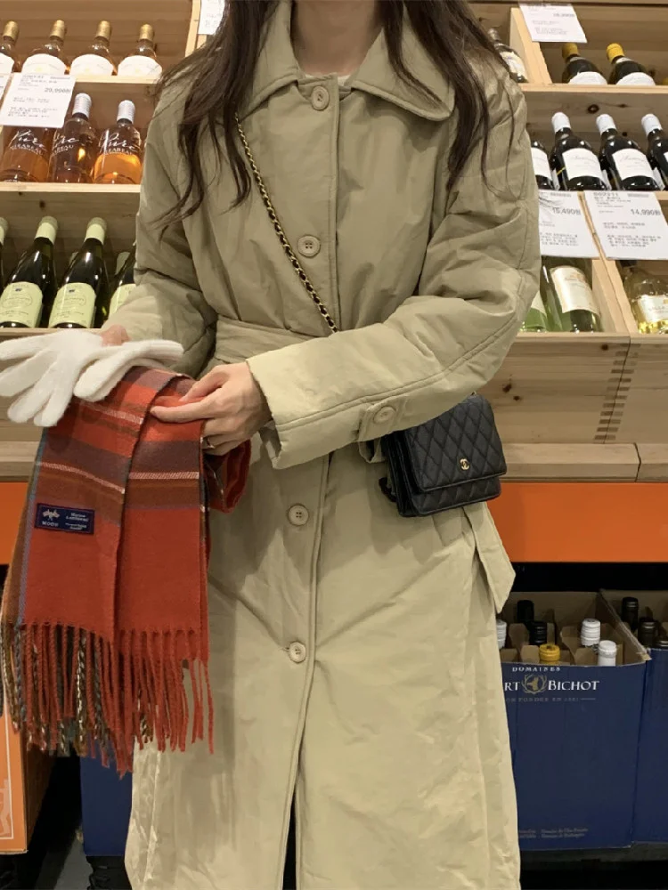 Winter Long Cotton Jackets for Women 2023 Korean Style Lapel Loose Lace-up Padded Coat Casual Zipper Chaquetas Para Mujeres
Winter Long Cotton Jackets for Women 2023 Korean Style Lapel Loose Lace-up Padded Coat Casual Zipper Chaquetas Para Mujeres