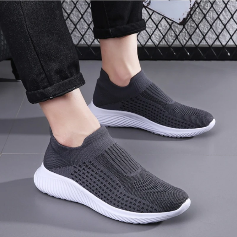 2022 Spring and Autumn New Men's Sports Casual Shoes Flying Knit Socks Shoes Lightweight and Comfortable Men Sports Casual Shoes
2022 Spring and Autumn New Men's Sports Casual Shoes Flying Knit Socks Shoes Lightweight and Comfortable Men Sports Casual Shoes