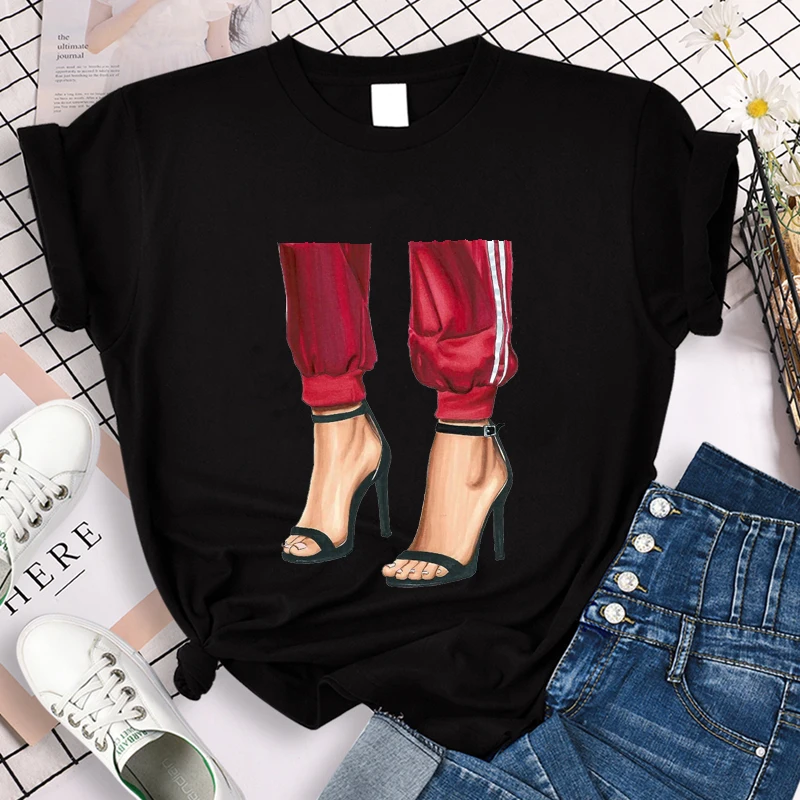 Anime High-Heeled Shoes Print Summer Short Sleeve T-Shirts Female Clothing 2021 Fashion Colombia Style Graphic Cartoon Top Women
Anime High-Heeled Shoes Print Summer Short Sleeve T-Shirts Female Clothing 2021 Fashion Colombia Style Graphic Cartoon Top Women