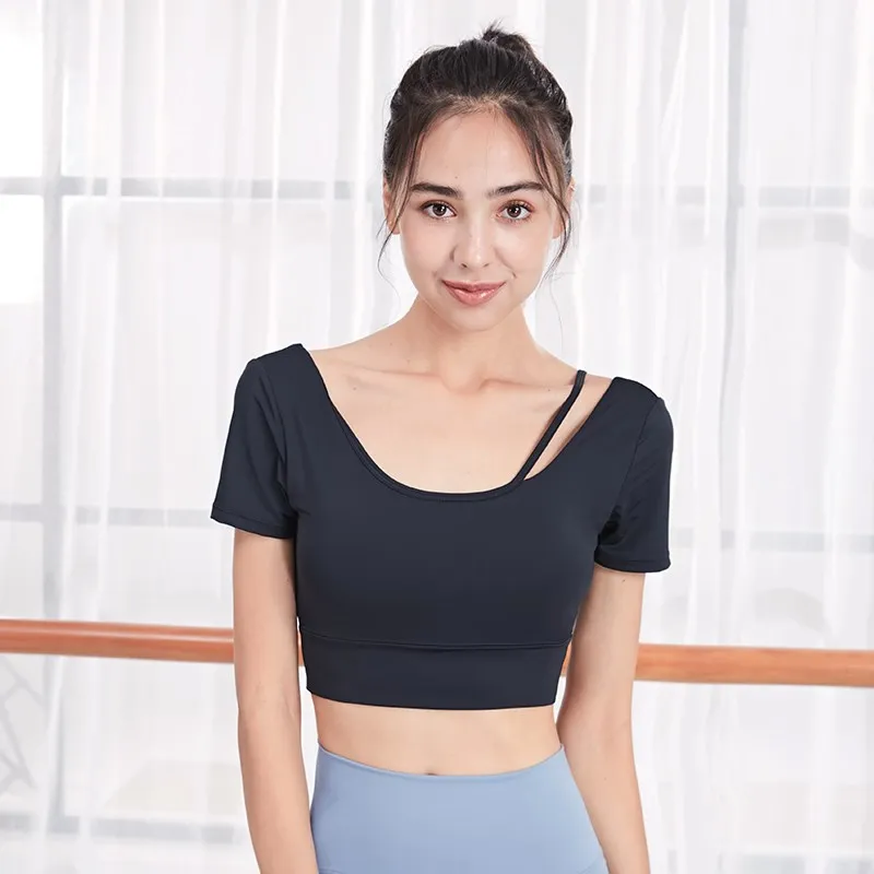 2022 Summer Woman Sports Top Workout Clothes Yoga Shirts Women Short Sleeve T-shirt Fitness Ladies Gym Crop Top with Padded 
2022 Summer Woman Sports Top Workout Clothes Yoga Shirts Women Short Sleeve T-shirt Fitness Ladies Gym Crop Top with Padded