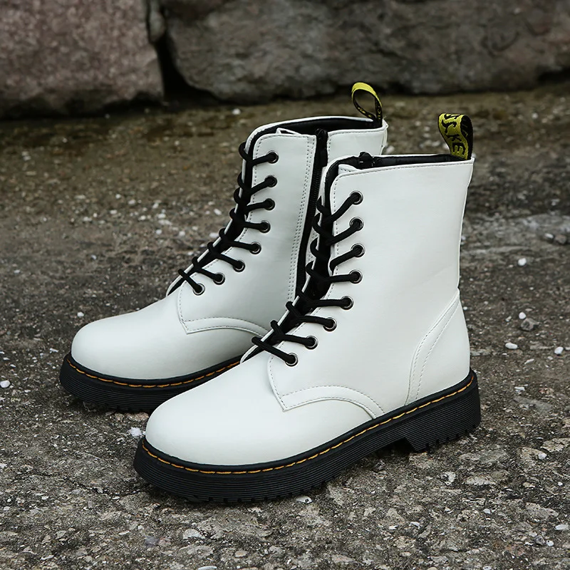 New Women's Martin Boots Casual Lace-Up Platform Ankle Boots All-match Solid Color Side Zipper Vulcanized Shoes Botas De Neve
New Women's Martin Boots Casual Lace-Up Platform Ankle Boots All-match Solid Color Side Zipper Vulcanized Shoes Botas De Neve