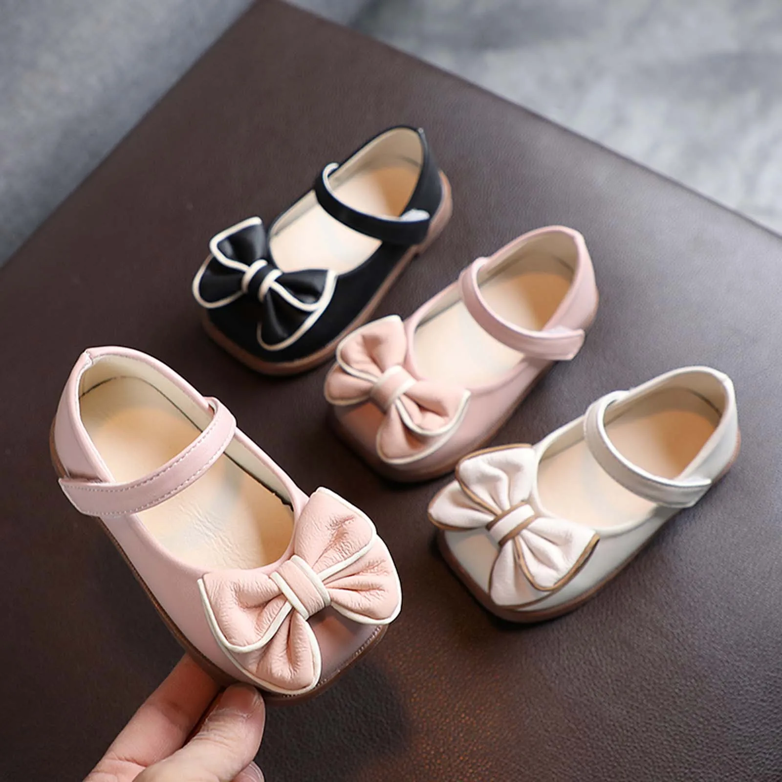 Girls Sandals Summer Kids Shoes Spring Autumn Baby Girls Casual Bow Soft Sole Leather Shoes Non-slip Princess Soft-sole Shoes
Girls Sandals Summer Kids Shoes Spring Autumn Baby Girls Casual Bow Soft Sole Leather Shoes Non-slip Princess Soft-sole Shoes