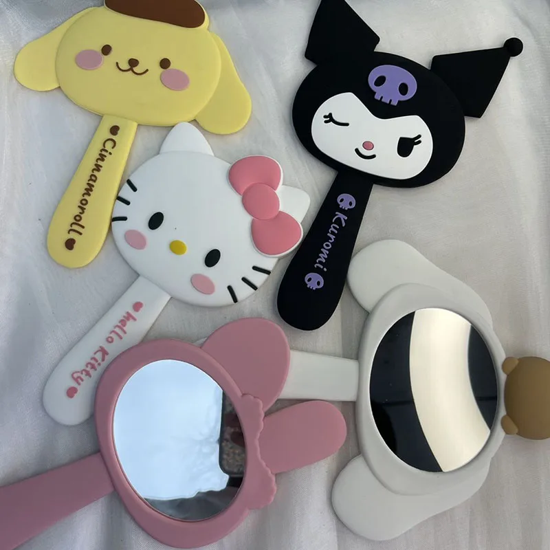 Кавайное зеркало Sanrio Hellokittys Kuromi My Melody Cinnamoroll мультяшное портативное Силиконовое ручное зеркало для макияжа Игрушки для девочек Подарки
Кавайное зеркало Sanrio Hellokittys Kuromi My Melody Cinnamoroll мультяшное портативное Силиконовое ручное зеркало для макияжа Игрушки для девочек Подарки