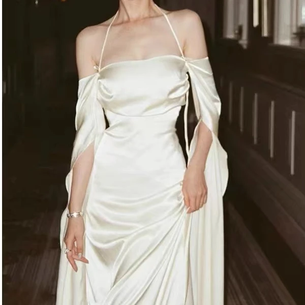 2022 Spring New Halter Neck Off Shoulder Long Sleeve Elegant Satin Evening Dress Women Long Silky Dress Vestidos Mujer
2022 Spring New Halter Neck Off Shoulder Long Sleeve Elegant Satin Evening Dress Women Long Silky Dress Vestidos Mujer