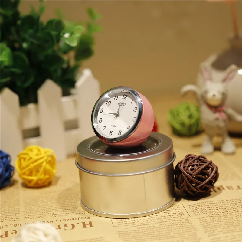 Retro Fashion Exquisite Mini Table Clock Multicolor Optional Circular Metal Table Clock Needle Desk Clock 4cm WY52619
Retro Fashion Exquisite Mini Table Clock Multicolor Optional Circular Metal Table Clock Needle Desk Clock 4cm WY52619