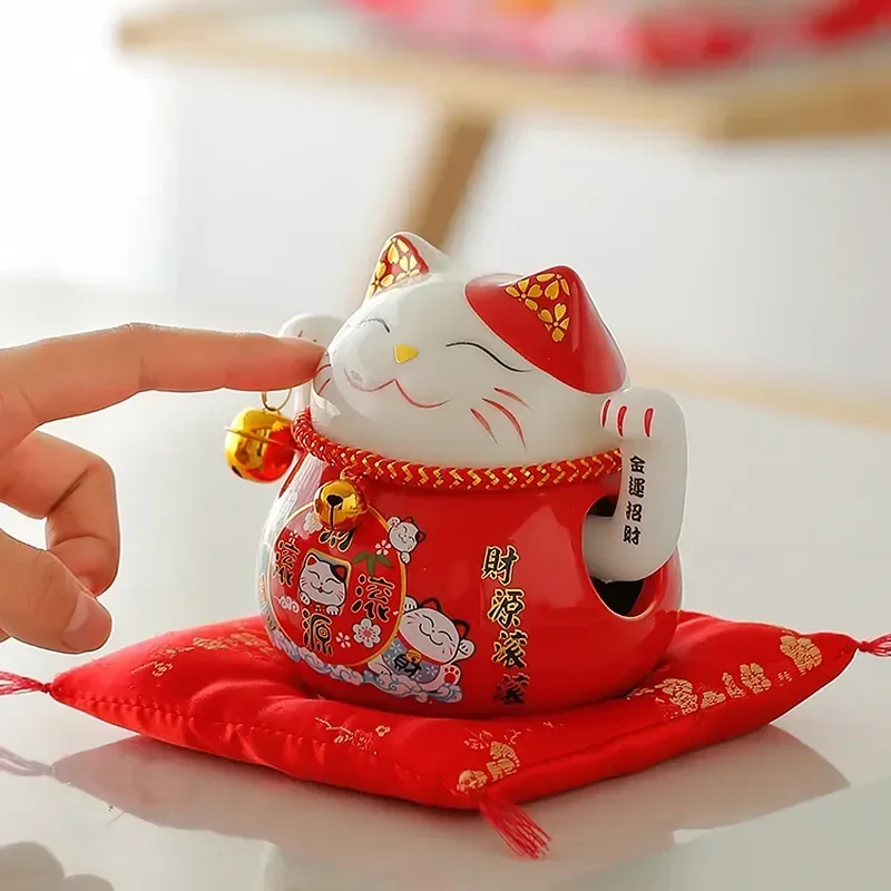 4.5 Inch Ceramic Beckoning Lucky Cat Battery Powered Fortune Cat Waving Arm Gift Box Home Decoration Centerpiece
4.5 Inch Ceramic Beckoning Lucky Cat Battery Powered Fortune Cat Waving Arm Gift Box Home Decoration Centerpiece