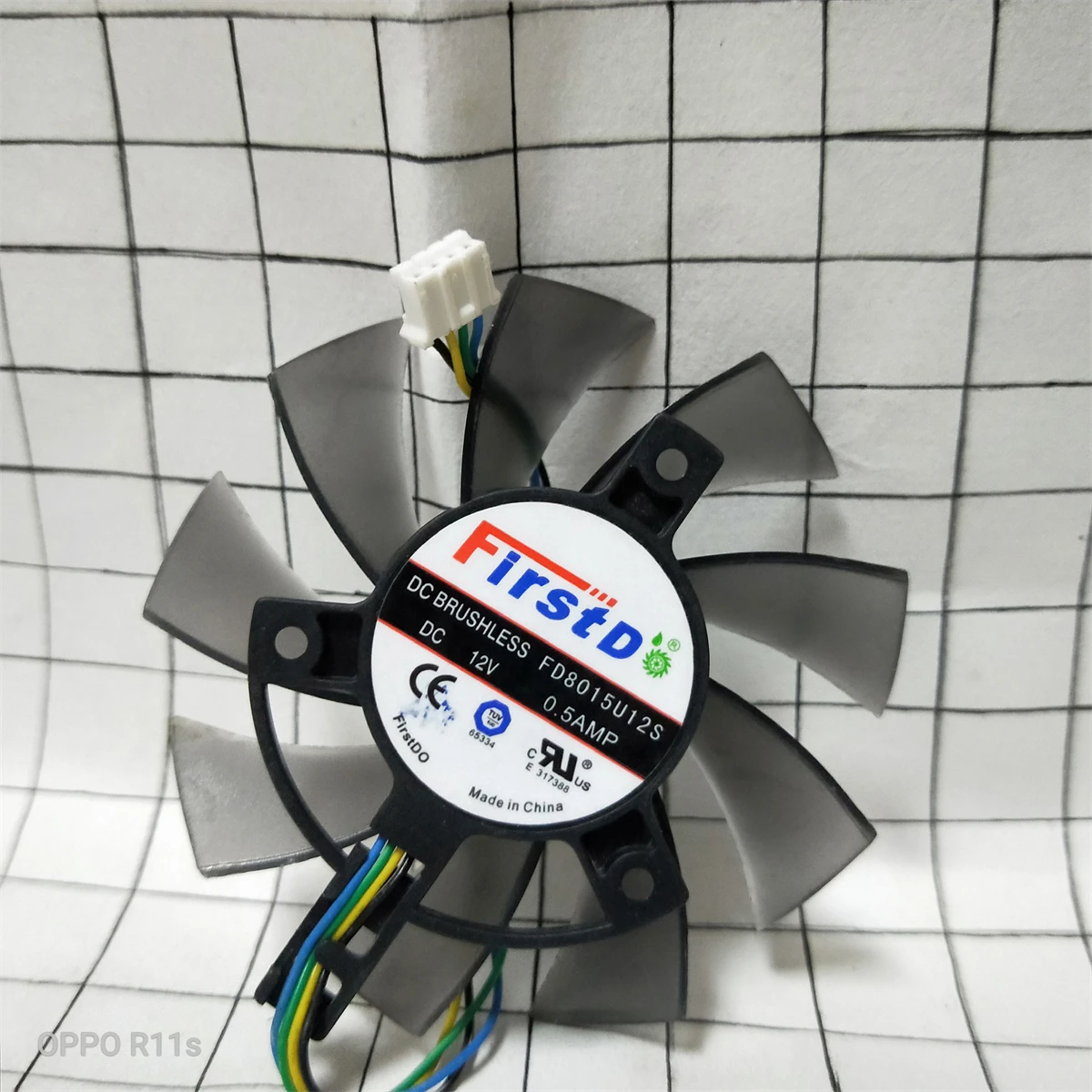 FD8015U12S 4pin 12В 0.5A 75 мм 4x43мм для вентилятора видеокарты ASUS HD6770
FD8015U12S 4pin 12В 0.5A 75 мм 4x43мм для вентилятора видеокарты ASUS HD6770