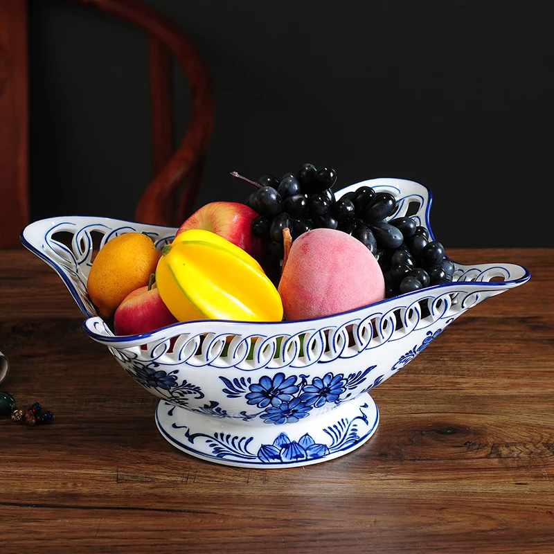 35cm Long Chinese large blue and white porcelain high pin ceramic plate home living room coffee table ornaments fruit plat
35cm Long Chinese large blue and white porcelain high pin ceramic plate home living room coffee table ornaments fruit plat