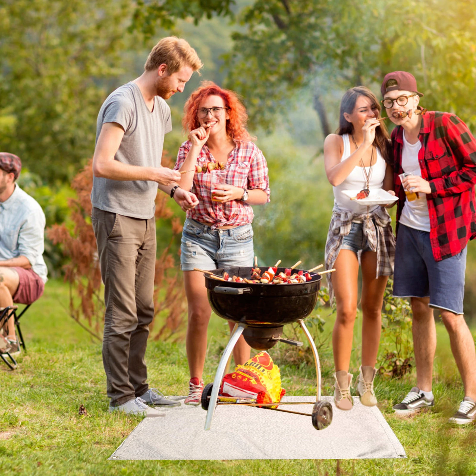 Fire Pit Mat Fireproof Camping Stove Grill Mat Blanket Square Lawn Protection Mat Reusable for Patio Grass Yard 3 Sizes Optional 
Fire Pit Mat Fireproof Camping Stove Grill Mat Blanket Square Lawn Protection Mat Reusable for Patio Grass Yard 3 Sizes Optional