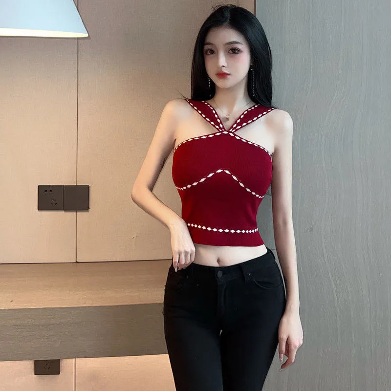 2022 knitted halterneck suspender top French niche sweet slim slim short bottoming shirt with vest women's trend
2022 knitted halterneck suspender top French niche sweet slim slim short bottoming shirt with vest women's trend