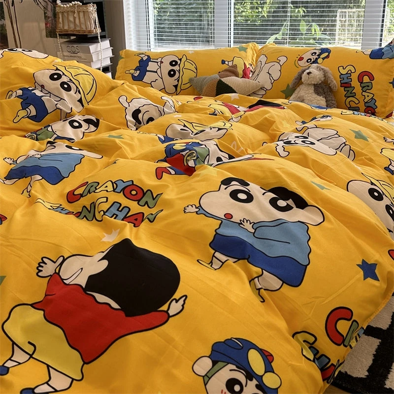 Набор постельного белья Crayon Shin-chan с мультяшным аниме, милая подушка для школьного общежития, набор простыней для спальни
Набор постельного белья Crayon Shin-chan с мультяшным аниме, милая подушка для школьного общежития, набор простыней для спальни