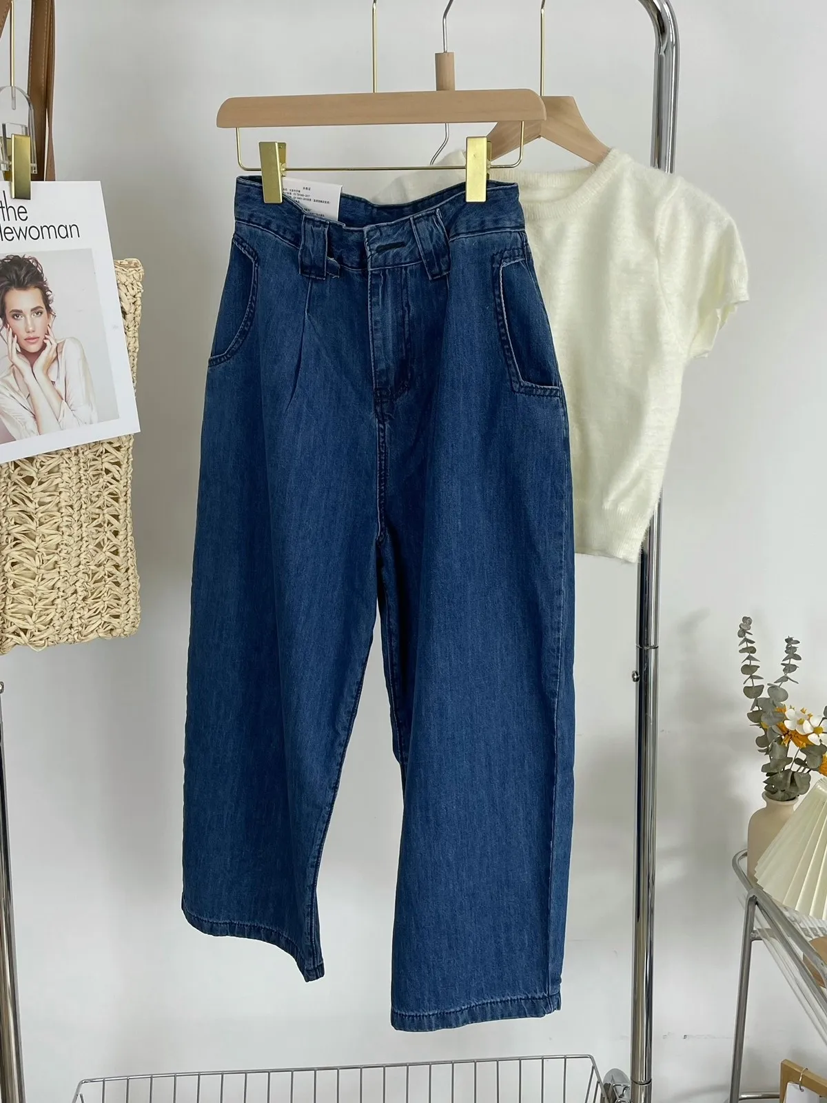 Lauri Laki New Classic Blue Ankle-length Jeans Women Vintage Y2K Soft Loose Wide Leg Pants Summer 2023
Lauri Laki New Classic Blue Ankle-length Jeans Women Vintage Y2K Soft Loose Wide Leg Pants Summer 2023