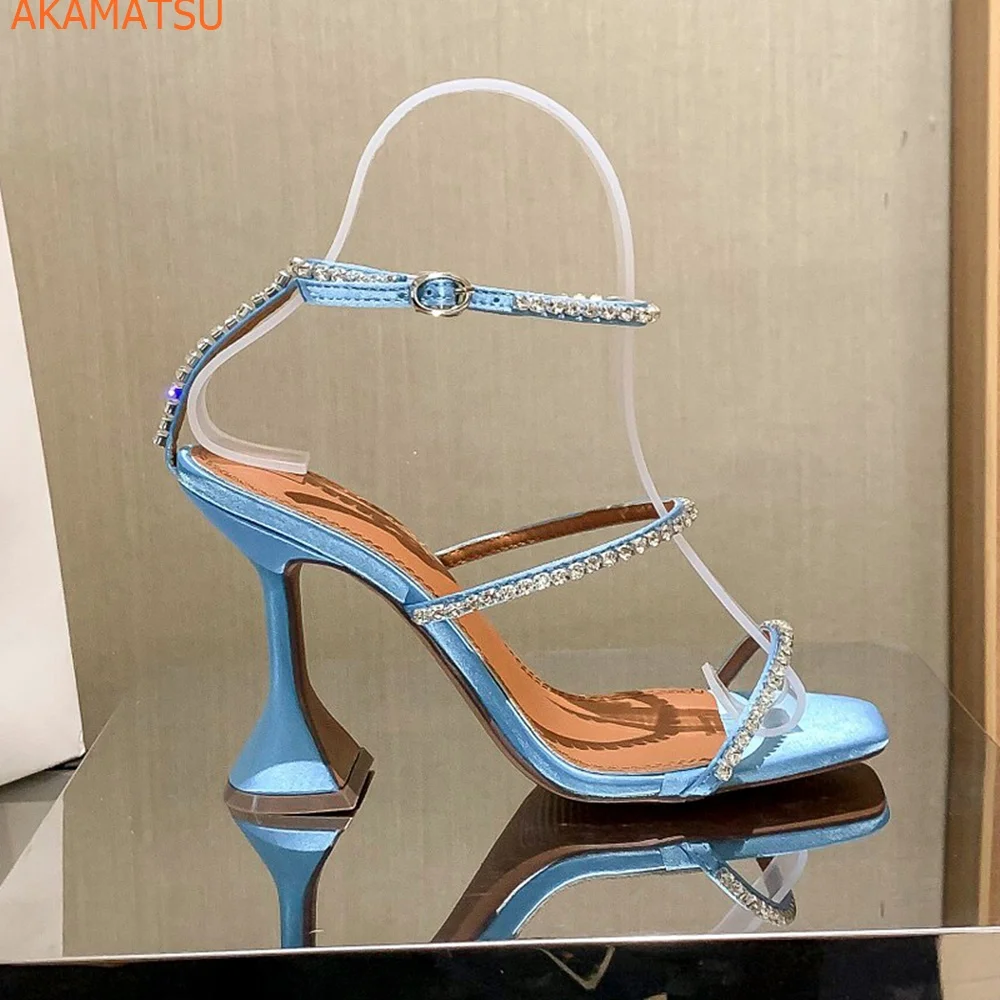 Strange Style Rhinestone Women Sandals Straight Strap Solid Slingback Buckle Strap Summer Fashion New Arrivals Sexy Women Shoes
Strange Style Rhinestone Women Sandals Straight Strap Solid Slingback Buckle Strap Summer Fashion New Arrivals Sexy Women Shoes