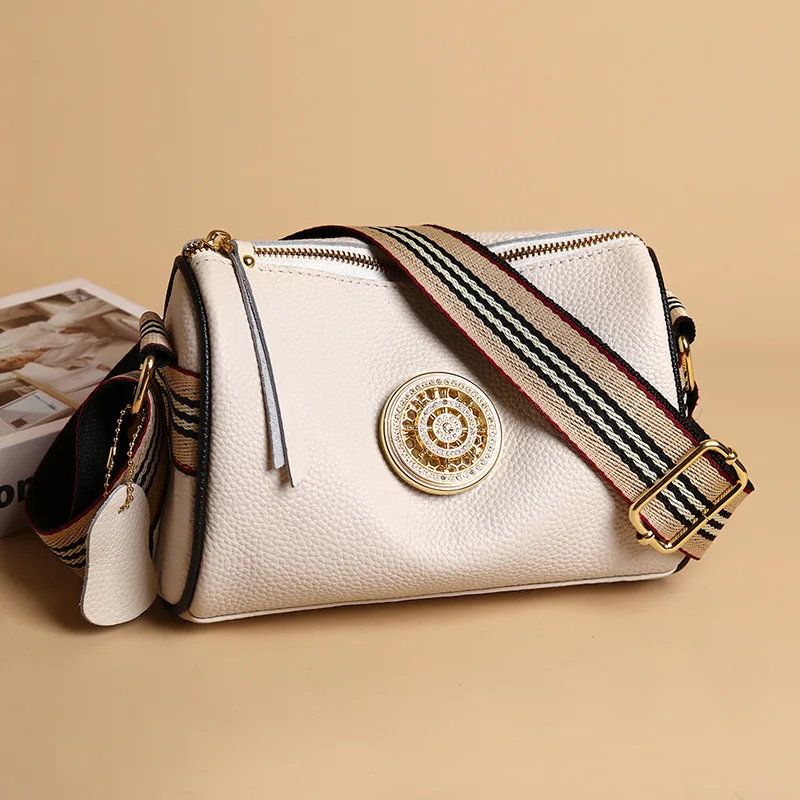 Fashion Luxury Designer Genuine Leather 100% Handbag For Women Casual Trend Soft Cowhide Sac Off White Tassel Shoulder Sling Bag
Fashion Luxury Designer Genuine Leather 100% Handbag For Women Casual Trend Soft Cowhide Sac Off White Tassel Shoulder Sling Bag