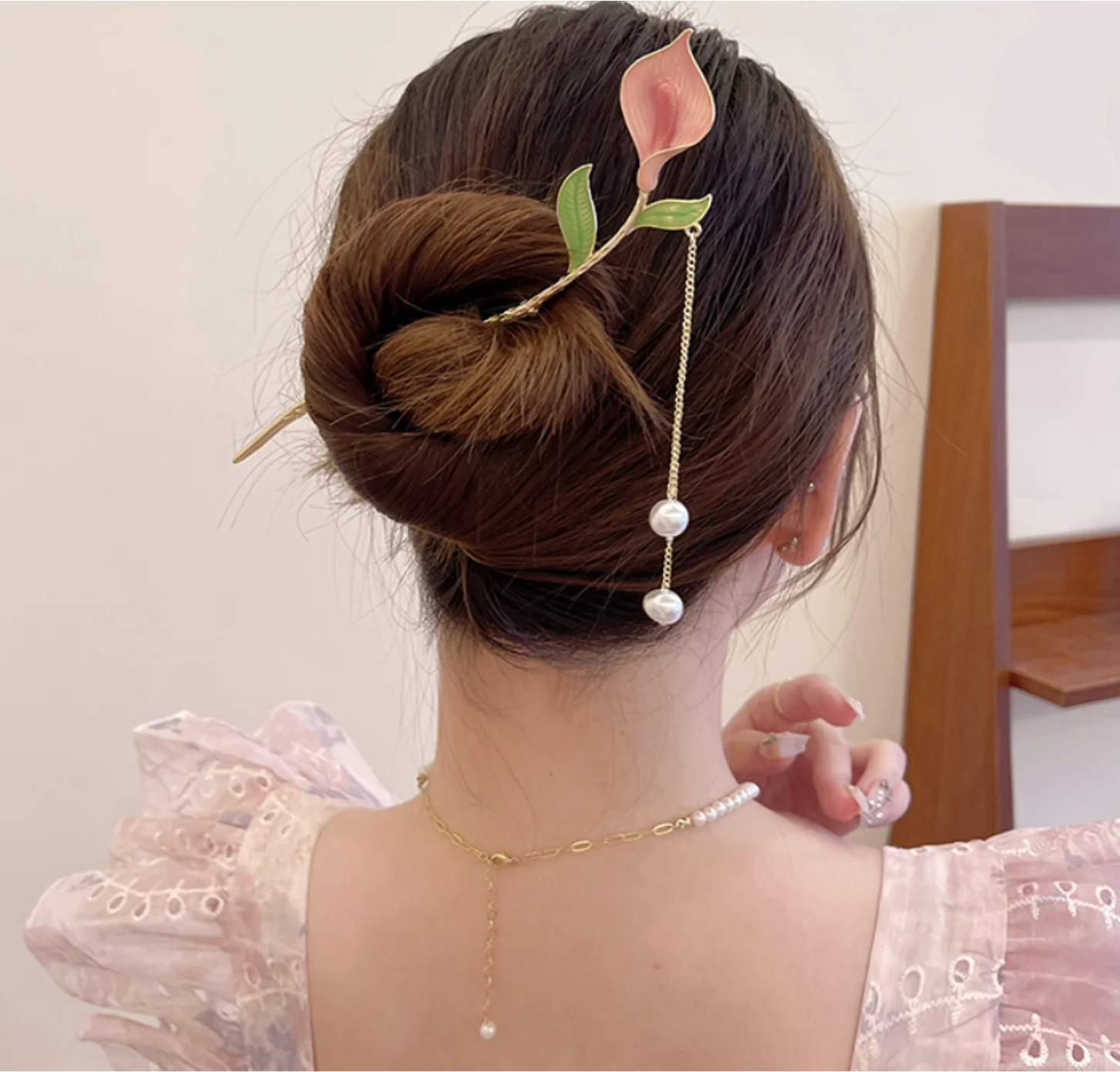 Alloy metal vintage pearl calla lily tassel hanfu simple hair accessories for women fashion jewelry
Alloy metal vintage pearl calla lily tassel hanfu simple hair accessories for women fashion jewelry