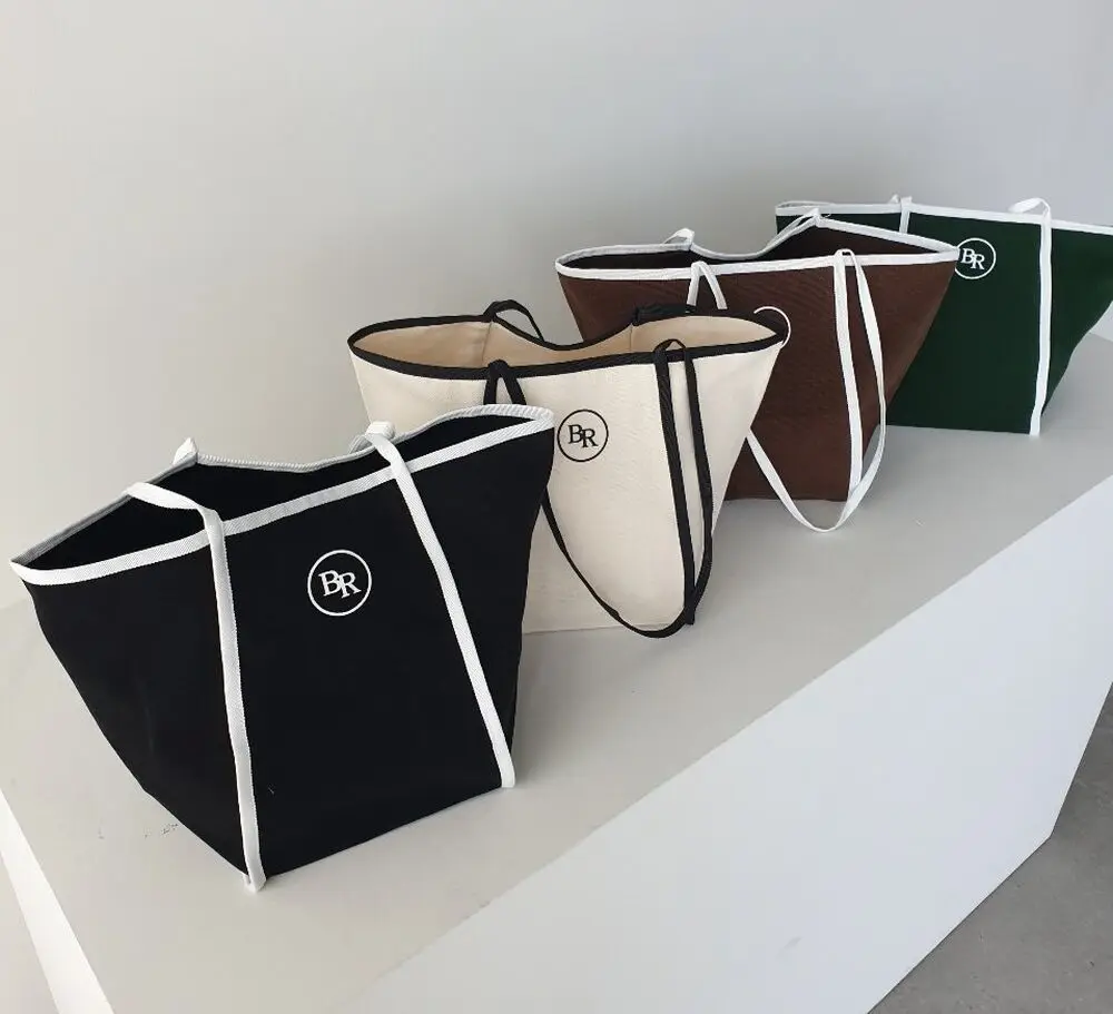 2023 New Arrival Designer Japanese Style Cavans Casual Tote Shoulder Bag Letter Printed Cheap Handbags For Women Fashion Shopper
2023 New Arrival Designer Japanese Style Cavans Casual Tote Shoulder Bag Letter Printed Cheap Handbags For Women Fashion Shopper