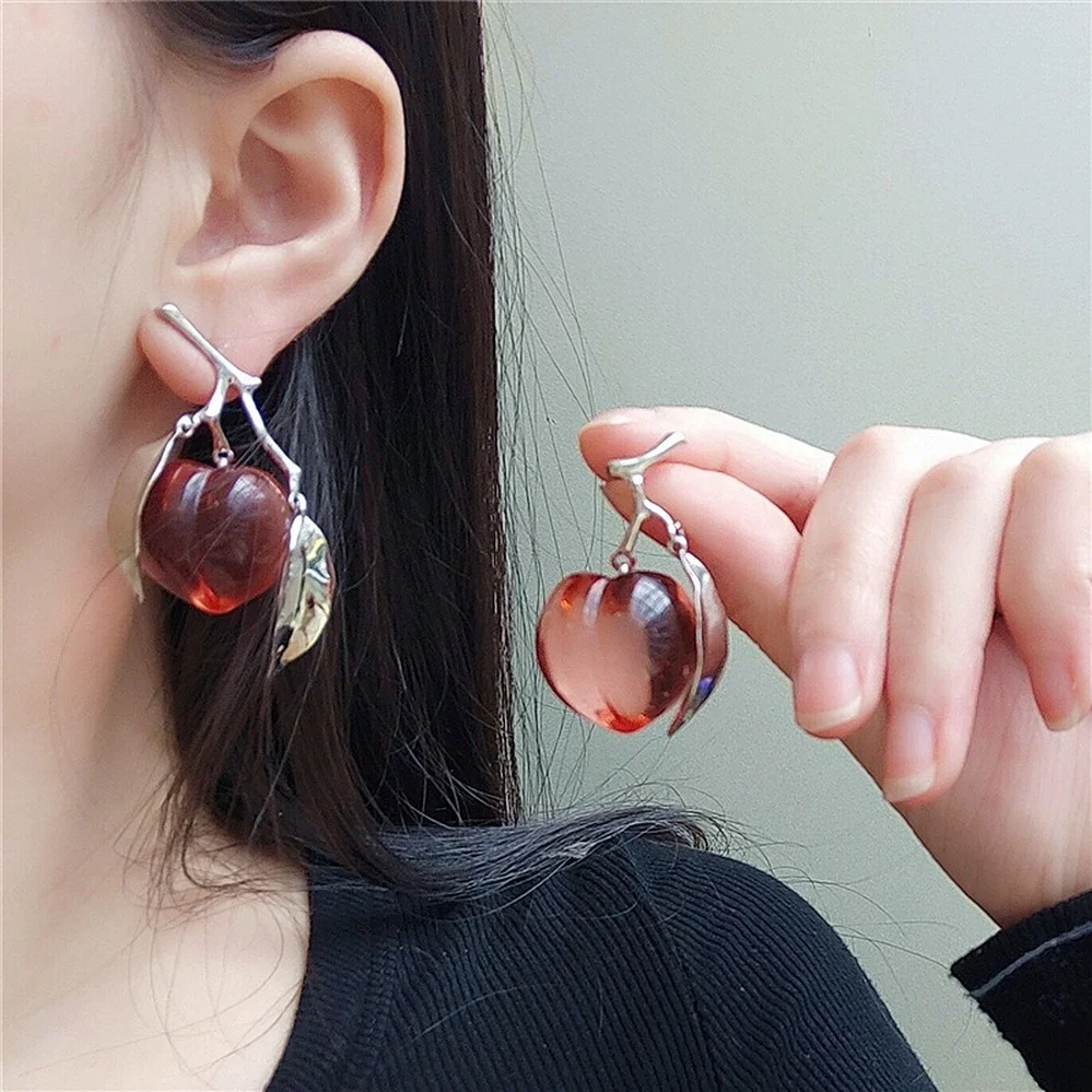 Cute Women's Crystal Peach Earrings S925 Transparent Peach Ear Studs for Girl Charm 3D Fruit Ear Jewelry Asymmetry Party Gifts
Cute Women's Crystal Peach Earrings S925 Transparent Peach Ear Studs for Girl Charm 3D Fruit Ear Jewelry Asymmetry Party Gifts