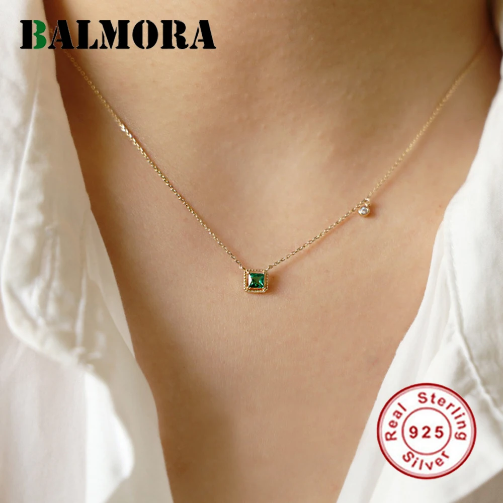 BALMORA S925 Silver Simple Retro Square Emerald Green Gemstone Zircon Necklace for Women Trendy Collar Chain Party Jewelry Gift
BALMORA S925 Silver Simple Retro Square Emerald Green Gemstone Zircon Necklace for Women Trendy Collar Chain Party Jewelry Gift