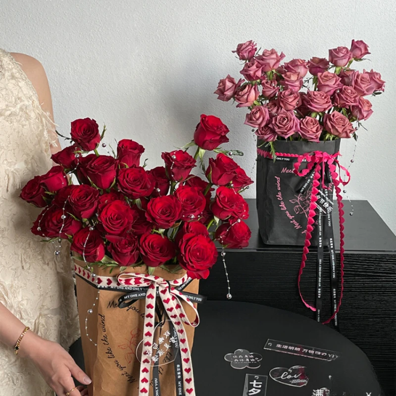 Waterproof Cowhide Hugging Bag Flower Art Packaging Material Packaging Bag Flower Shop Bouquet Packaging Flower Arrangement Box
Waterproof Cowhide Hugging Bag Flower Art Packaging Material Packaging Bag Flower Shop Bouquet Packaging Flower Arrangement Box