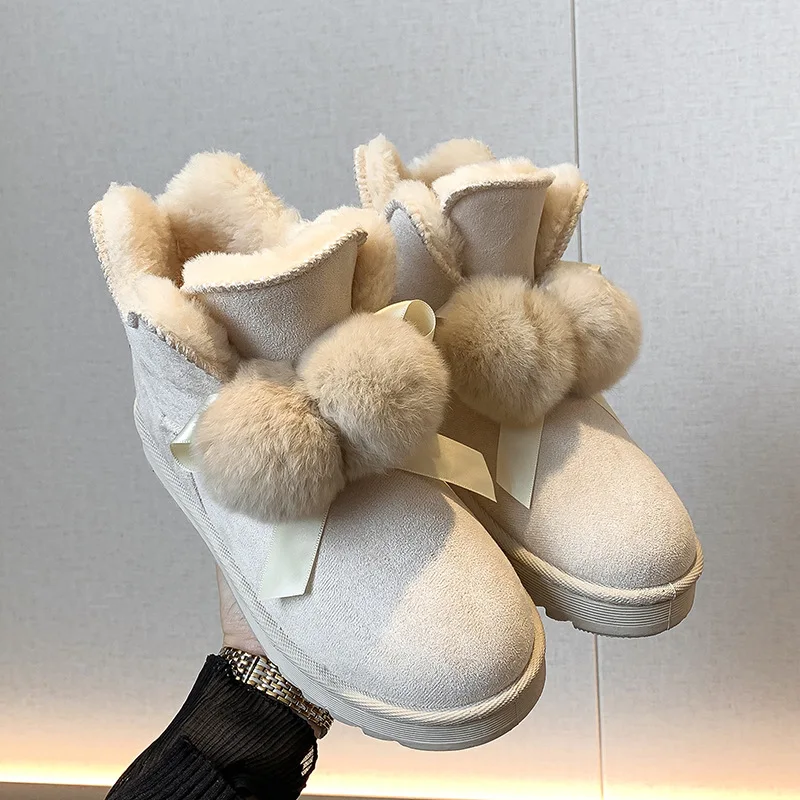 2022 Fashion Winter Boots Fur Ladies Snow Boots Real Sheepskin Wool Low-cut Warm Fur Shoes Man and Women Winter Short Boots
2022 Fashion Winter Boots Fur Ladies Snow Boots Real Sheepskin Wool Low-cut Warm Fur Shoes Man and Women Winter Short Boots