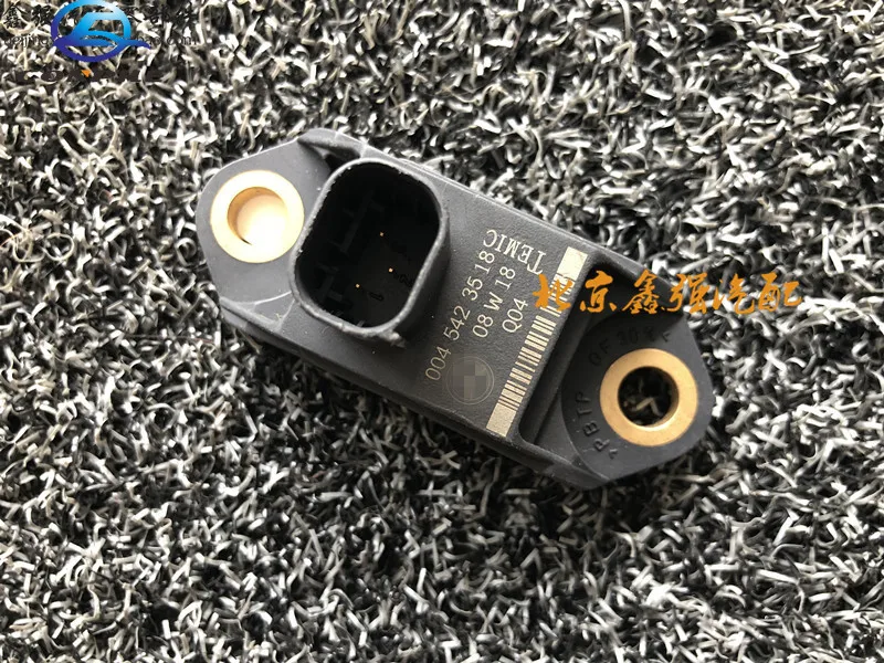original for Mercedes Benz S300 S350 S400 S500 R350 ML350 GLK E280 CLS speed acceleration sensor
original for Mercedes Benz S300 S350 S400 S500 R350 ML350 GLK E280 CLS speed acceleration sensor
