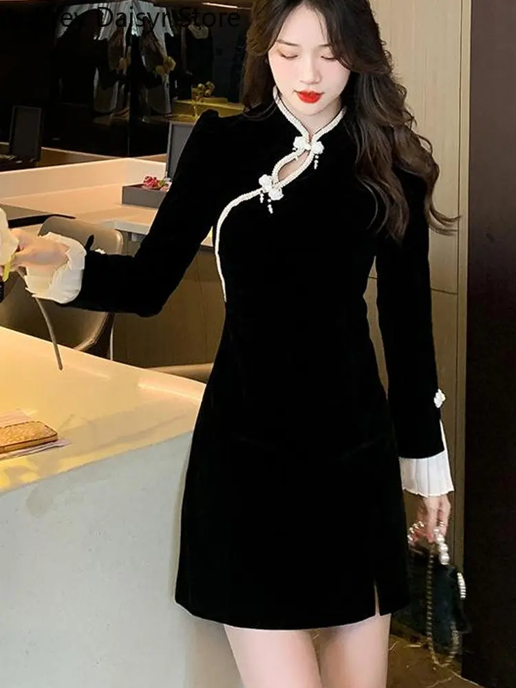Elegant Mini Black Velvet Dress Women Vintage Chic Split Cheongsam Dress Female Winter Casual Sexy Bodycon Evening Party Dress
Elegant Mini Black Velvet Dress Women Vintage Chic Split Cheongsam Dress Female Winter Casual Sexy Bodycon Evening Party Dress