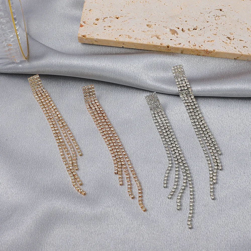 New Luxury Rhinestone Crystal Long Tassel Statement Earrings for Women Bridal Drop Dangling Earrings Party Wedding Jewelry Gifts
New Luxury Rhinestone Crystal Long Tassel Statement Earrings for Women Bridal Drop Dangling Earrings Party Wedding Jewelry Gifts