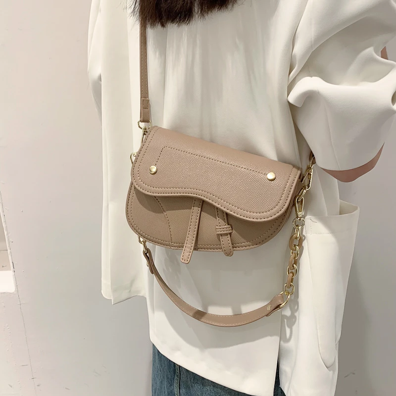 Mini PU Leather Flap Crossbody Bags for Women 2022 Spring Handbag Solid Color Shoulder Bag Ladies Handbags and Purses 
Mini PU Leather Flap Crossbody Bags for Women 2022 Spring Handbag Solid Color Shoulder Bag Ladies Handbags and Purses