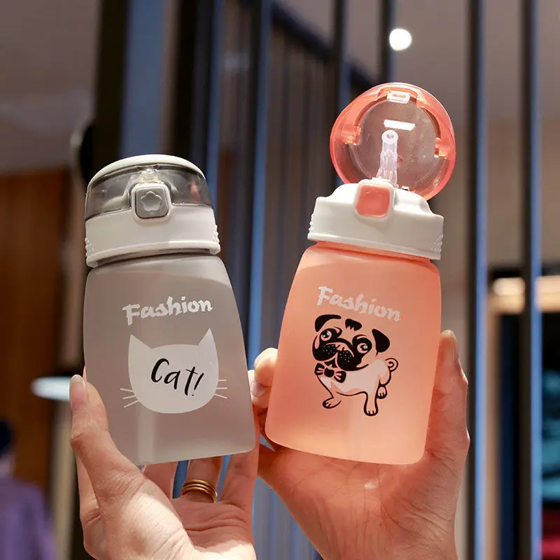 Portable Straw Cup Cartoon Frosted Plastic Thermal Mug Female Students Anti-dropWater Bottle Creative With Lifting Rope Cup
Portable Straw Cup Cartoon Frosted Plastic Thermal Mug Female Students Anti-dropWater Bottle Creative With Lifting Rope Cup