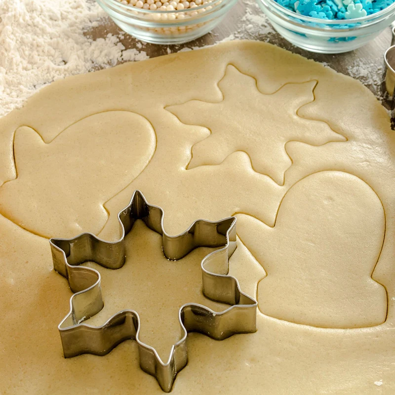 Stainless Steel Biscuit DIY Mold Snowflake Christmas House Shape Cookie Cutter Baking Moulds For New Year Kitchen Cake Decorate
Stainless Steel Biscuit DIY Mold Snowflake Christmas House Shape Cookie Cutter Baking Moulds For New Year Kitchen Cake Decorate