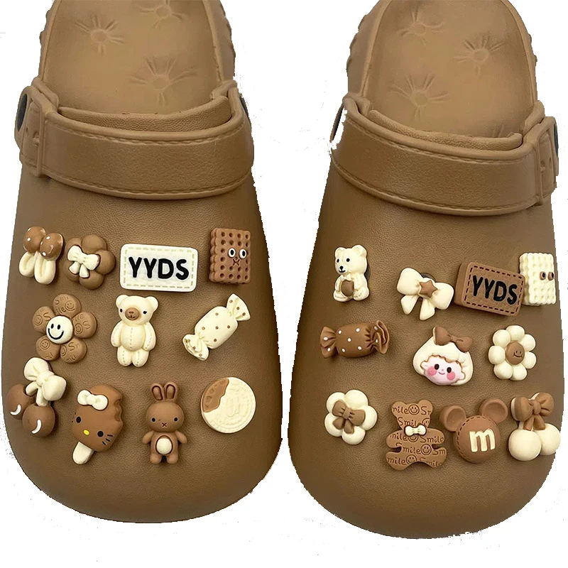 10Pcs DIY Animal Bears Designer Croc Charms Set Fit Children Decorations For Shoes Ornaments Women Accessories JIBZ Wholesale
10Pcs DIY Animal Bears Designer Croc Charms Set Fit Children Decorations For Shoes Ornaments Women Accessories JIBZ Wholesale