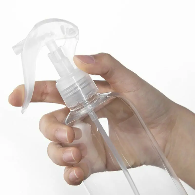 500ML Portable Transparent Plastic Spray Bottle Hair Salon Appliances Beauty Hair Plant Water Sprayer Empty NEW
500ML Portable Transparent Plastic Spray Bottle Hair Salon Appliances Beauty Hair Plant Water Sprayer Empty NEW