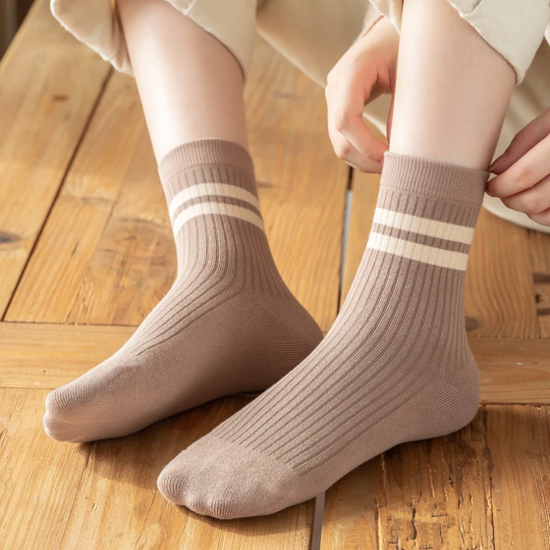 Striped Women Socks Medium Tube Socks Cotton Women's Socks New Spring Japanese Fashion Casual Stocking Solid Color Women's Socks
Striped Women Socks Medium Tube Socks Cotton Women's Socks New Spring Japanese Fashion Casual Stocking Solid Color Women's Socks