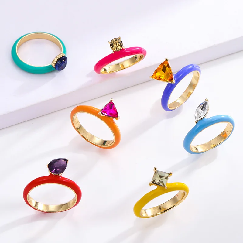 New Punk Dainty Colorful Metal Rings For Women Cubic Zirconia Crystal Geometric Triangle Heart Finger Ring Gift Fashion Jewelry
New Punk Dainty Colorful Metal Rings For Women Cubic Zirconia Crystal Geometric Triangle Heart Finger Ring Gift Fashion Jewelry