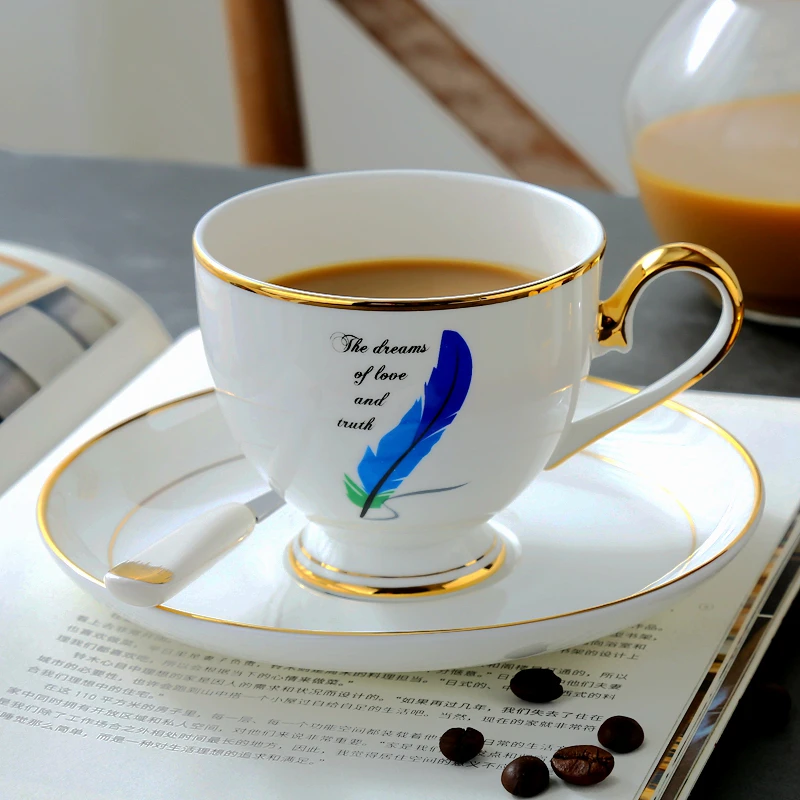 Novelty Latte Art Coffee Cup Luxury Nordic Bone China White Tea Cup Personalised Girls Tazas Tazas Creativas British Tea Set
Novelty Latte Art Coffee Cup Luxury Nordic Bone China White Tea Cup Personalised Girls Tazas Tazas Creativas British Tea Set