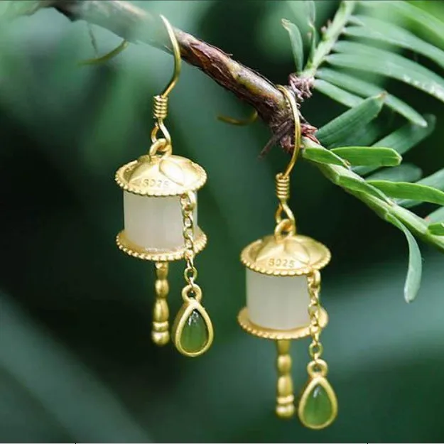 Natural Hetian Jade Prayer Wheel Earrings S925 Sterling Silver Tassel Jasper Earrings Earrings Ward off Evil and Stay Safe
Natural Hetian Jade Prayer Wheel Earrings S925 Sterling Silver Tassel Jasper Earrings Earrings Ward off Evil and Stay Safe