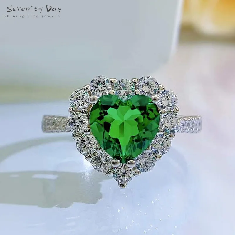Serenity Day Full Inlaid Sparkling High Carbon Diamond Heart Shape Emerald Gemstone S925 Silver Women Rings Luxury Jewelry
Serenity Day Full Inlaid Sparkling High Carbon Diamond Heart Shape Emerald Gemstone S925 Silver Women Rings Luxury Jewelry