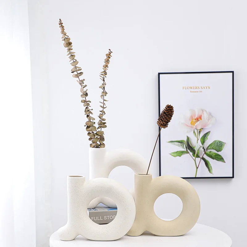Vase Decoration Household Ceramic Vase Decorative Vases Modern Living Room Decoration Modern Home Decor Vases for Flowers
Vase Decoration Household Ceramic Vase Decorative Vases Modern Living Room Decoration Modern Home Decor Vases for Flowers