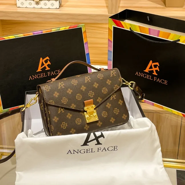 Luxury Brand 2023 New Vintage Printed Handbag Fashion Messenger Bag Single Shoulder Crossbody Bag Designer Bags Purses Sac Gg
Luxury Brand 2023 New Vintage Printed Handbag Fashion Messenger Bag Single Shoulder Crossbody Bag Designer Bags Purses Sac Gg