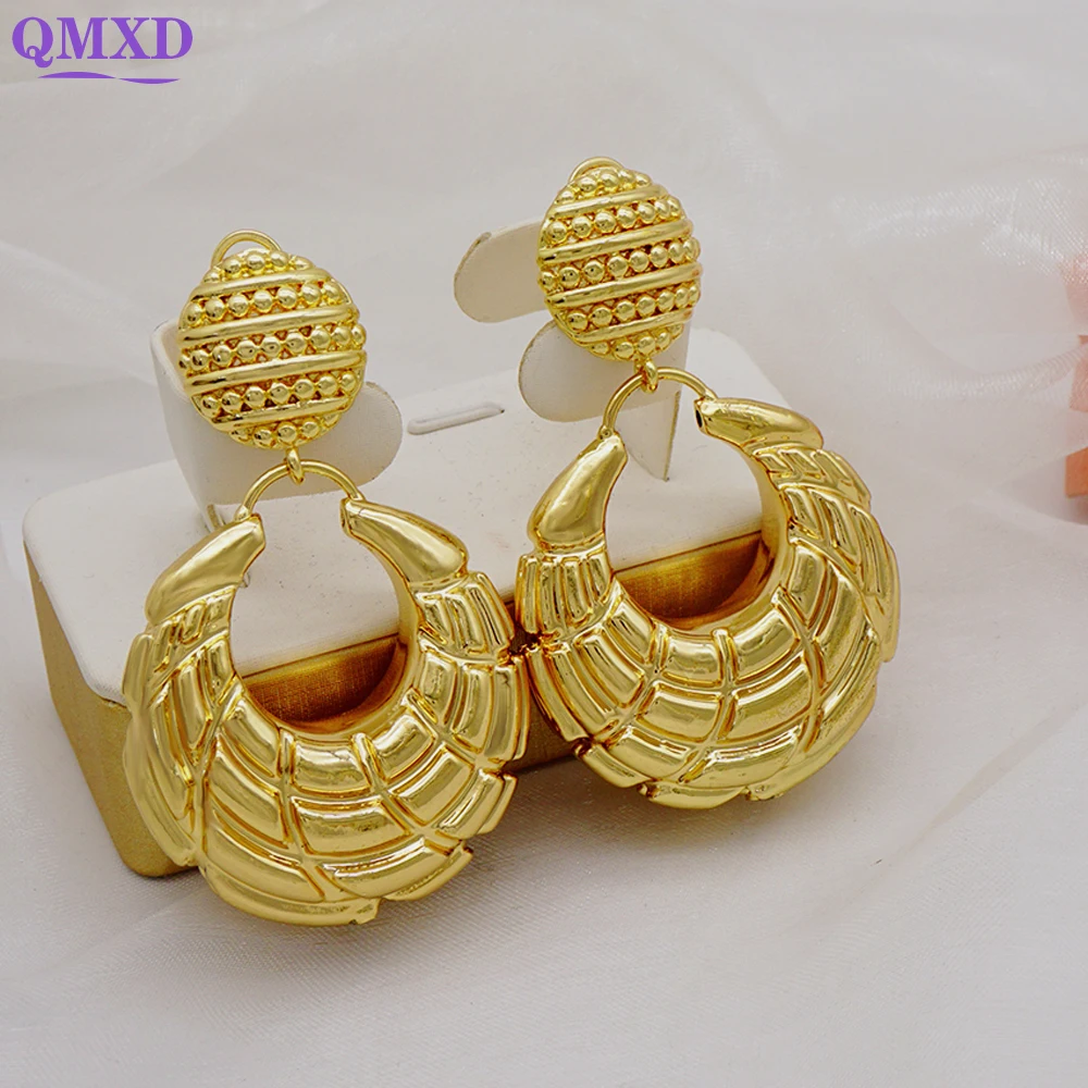Fashion Jewelry Drop Hoop Earrings For Women Dubai Gold Color Copper Earrings For Wedding Party Gift Accessories
Fashion Jewelry Drop Hoop Earrings For Women Dubai Gold Color Copper Earrings For Wedding Party Gift Accessories