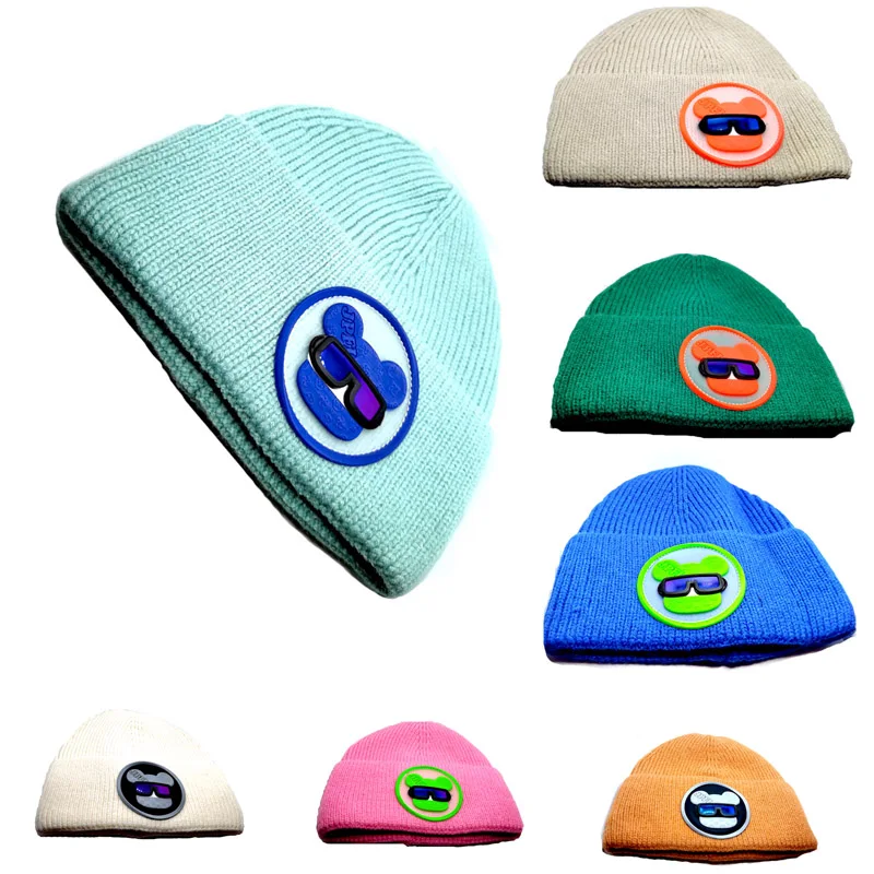 1PC Latest Styles Soft To The Touch Winter Solid Color Hats For Men And Women Cute Mouse Wearing Sunglasses Pattern Knitted Hat
1PC Latest Styles Soft To The Touch Winter Solid Color Hats For Men And Women Cute Mouse Wearing Sunglasses Pattern Knitted Hat