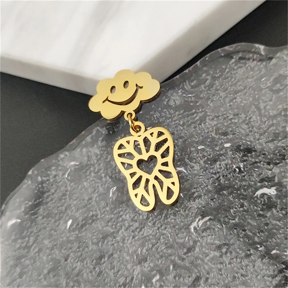 Personalized Hollow Design Brooch for Child New Personalise Clouds Silver Pendant cute Tooth Pendant Charm DIY Men Broochs Gift
Personalized Hollow Design Brooch for Child New Personalise Clouds Silver Pendant cute Tooth Pendant Charm DIY Men Broochs Gift