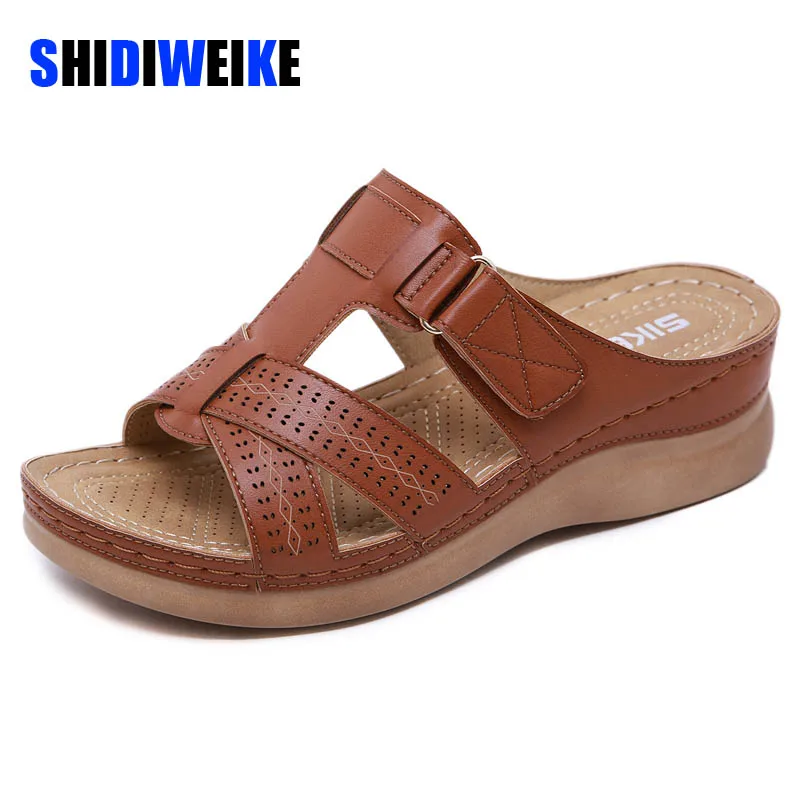 SDWK5cm Summer Women Slippers Casual Buckle Open Toe Wedge Slip-On Platform Solid Color Ladies Slides Soft Beach Shoes for Women
SDWK5cm Summer Women Slippers Casual Buckle Open Toe Wedge Slip-On Platform Solid Color Ladies Slides Soft Beach Shoes for Women