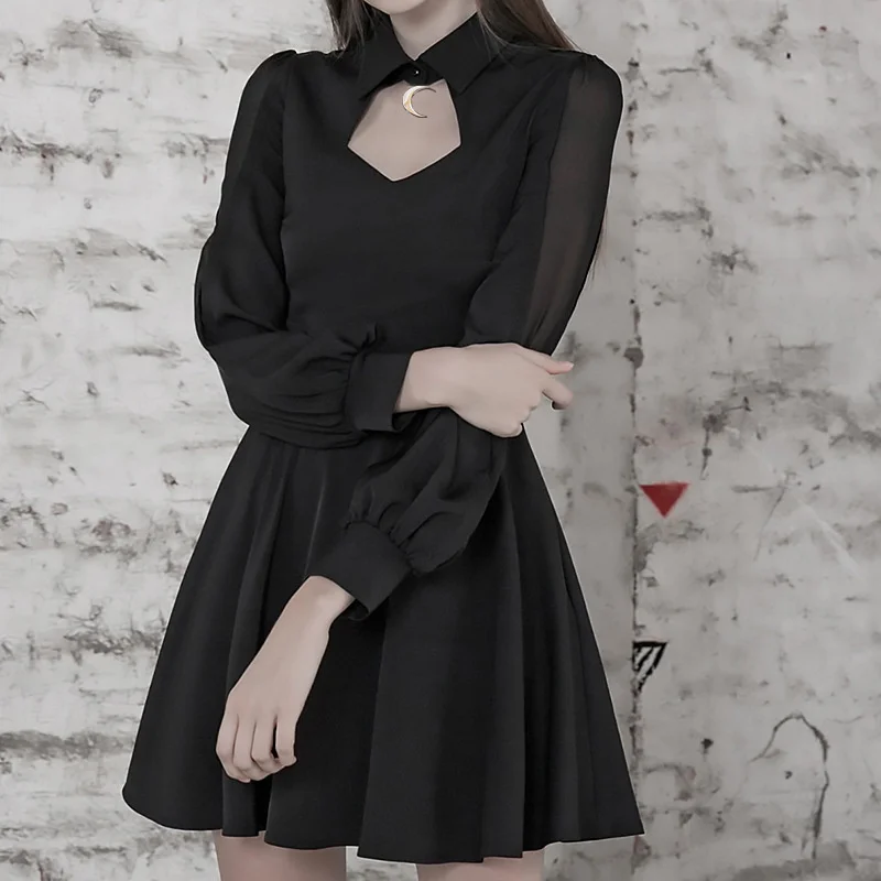 women's 2022 autumn new dark punk wind yarn mesh splicing hollow crescent decoration A-line dress for women
women's 2022 autumn new dark punk wind yarn mesh splicing hollow crescent decoration A-line dress for women