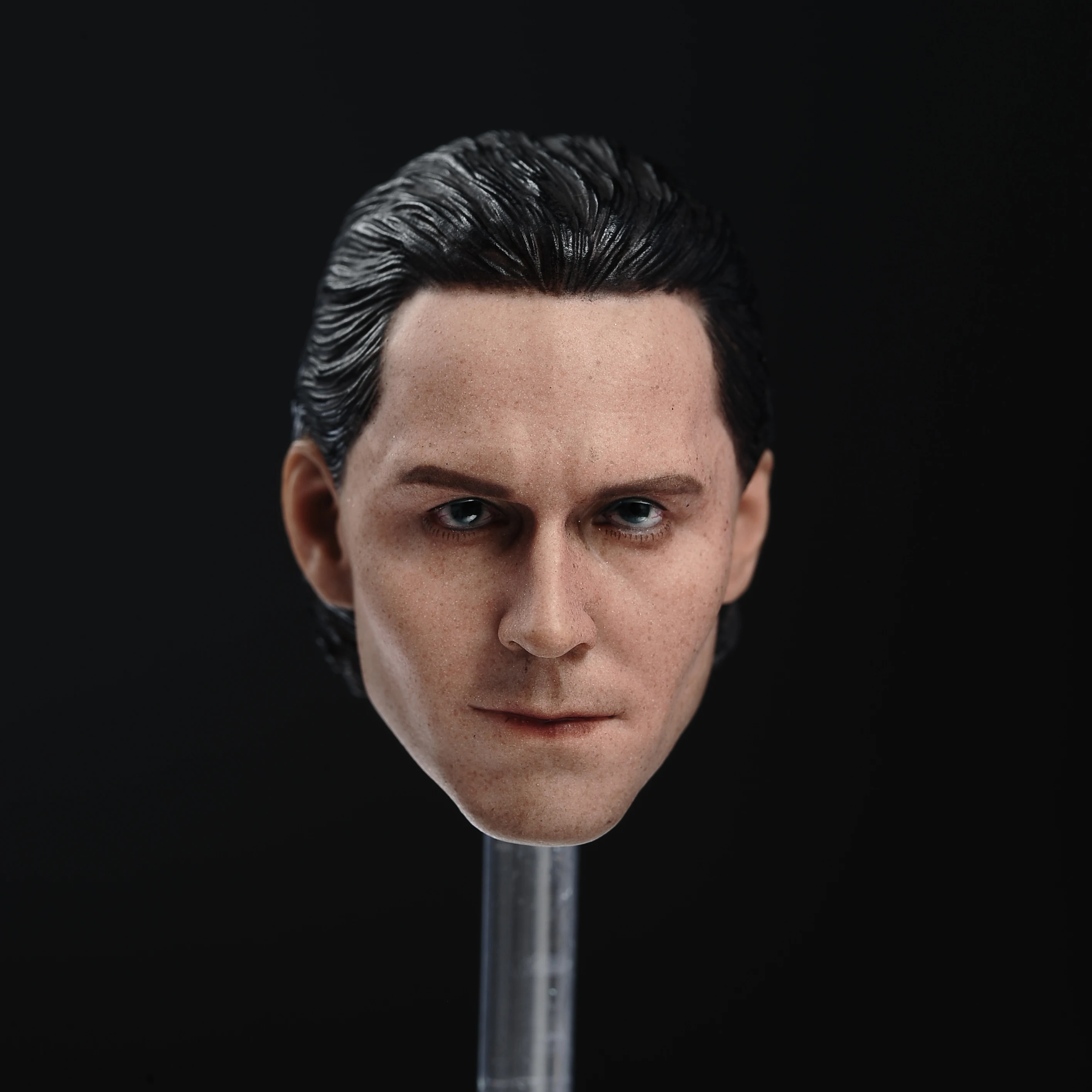 1/6 Loki Laufeyson Tom Hiddleston Head Sculpt Model Fit 12 ''TBLeague Suntan Body
1/6 Loki Laufeyson Tom Hiddleston Head Sculpt Model Fit 12 ''TBLeague Suntan Body
