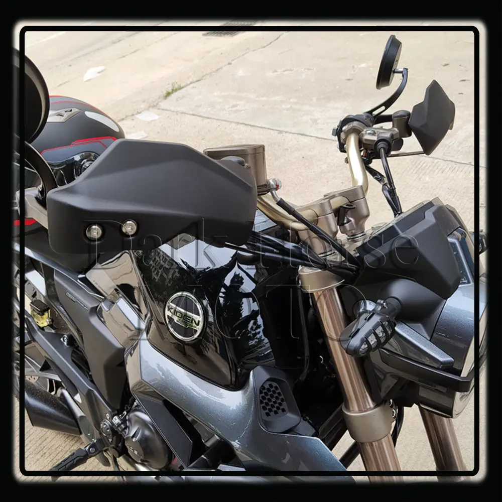 Motorcycle Modified Hand Guard Assembly Handle Windshield Accessories For ZONTES ZT 155 SR G155 G1 155 G1 125X G1X 155 G1
Motorcycle Modified Hand Guard Assembly Handle Windshield Accessories For ZONTES ZT 155 SR G155 G1 155 G1 125X G1X 155 G1