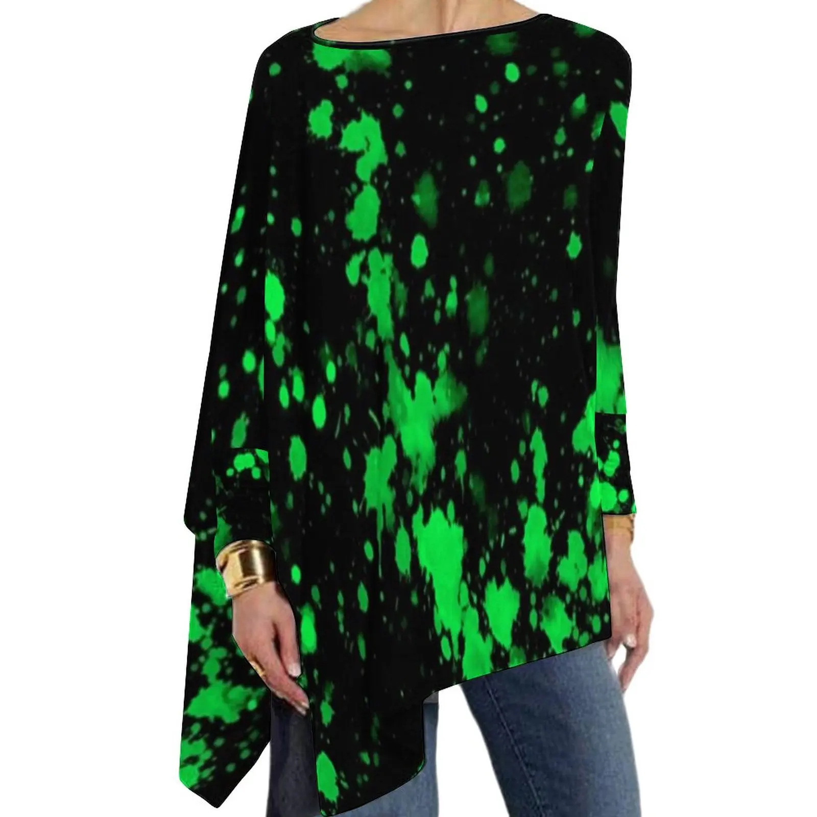 Футболка женская, с длинным рукавом, круглым вырезом и абстрактным граффити
Футболка женская, с длинным рукавом, круглым вырезом и абстрактным граффити