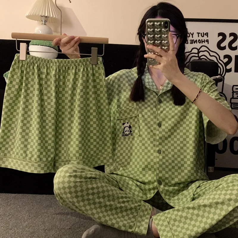 1 2023 New Pajamas Women's Summer Casual Three Piece Cartoon Home Furnishings Spring and Autumn Women's Pajamas 
1 2023 New Pajamas Women's Summer Casual Three Piece Cartoon Home Furnishings Spring and Autumn Women's Pajamas