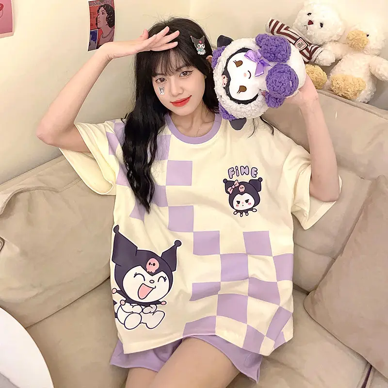 Sanrios Kawaii аниме Kuromi Cinnamoroll Милая мультяшная Пижама с коротким рукавом женская новая летняя с круглым вырезом искусственная кожа подарок на день рождения
Sanrios Kawaii аниме Kuromi Cinnamoroll Милая мультяшная Пижама с коротким рукавом женская новая летняя с круглым вырезом искусственная кожа подарок на день рождения