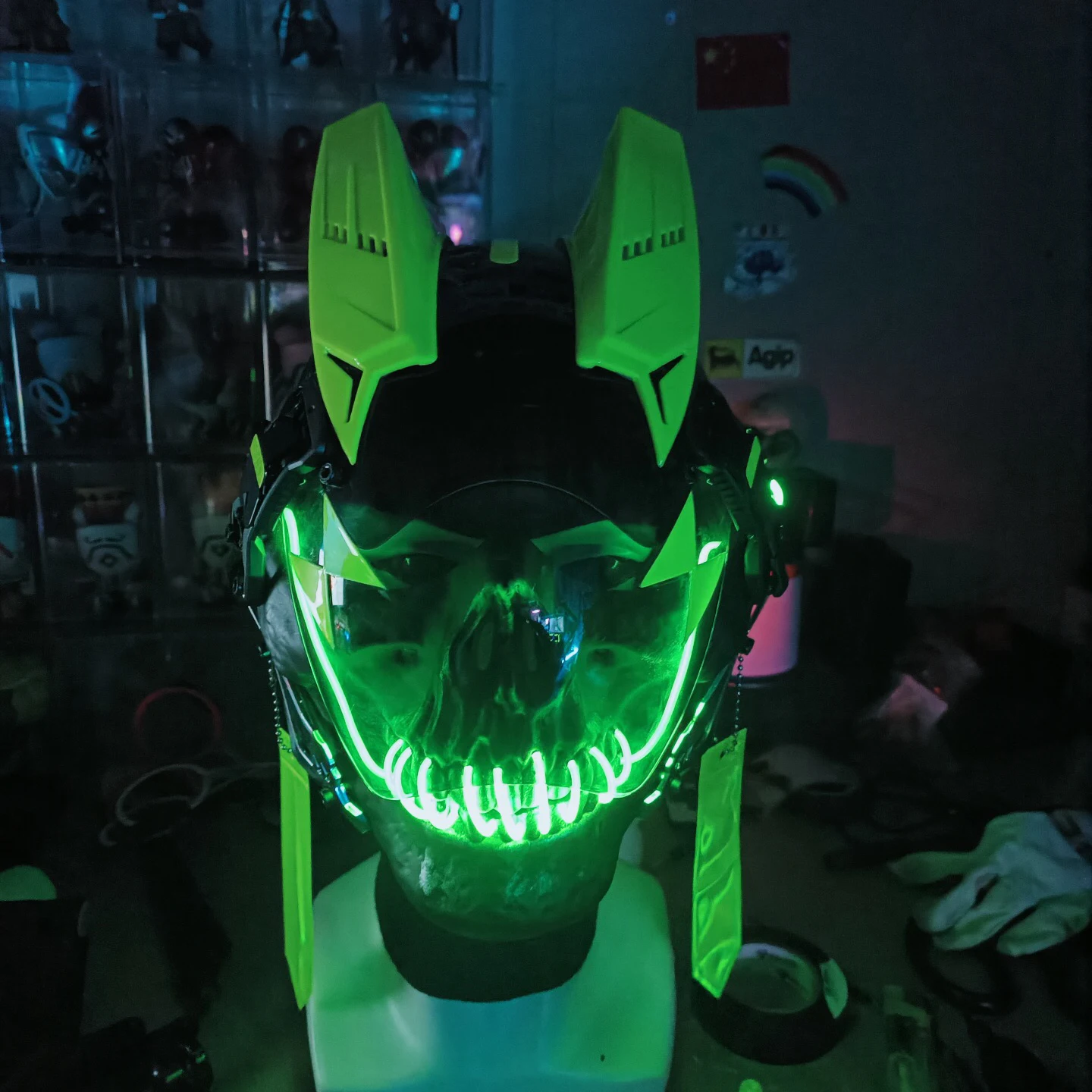 Green Goblin skull Mask Cyberpunk Helmet Horns Masks with EL light Men Cosplay Props
Green Goblin skull Mask Cyberpunk Helmet Horns Masks with EL light Men Cosplay Props